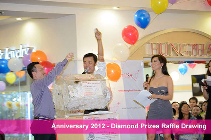 9 Diamond Raffle Prizes Anniversary_2012_ (6).jpg